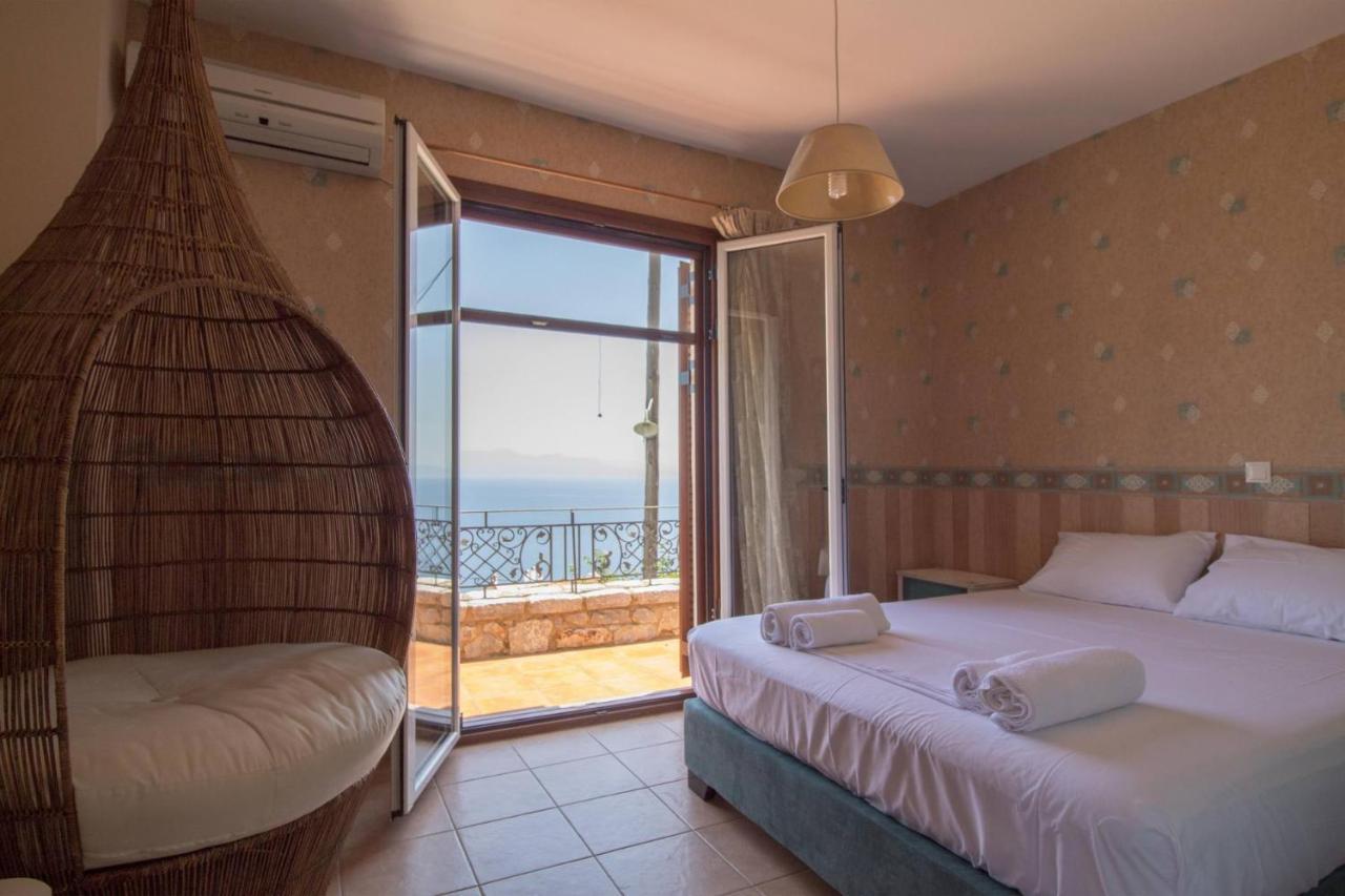 Malvazios Villas #4 Gythio Eksteriør billede